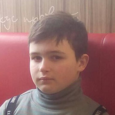 - Я сказал тренеру из списков меня не вычеркивать, потихоньку занимаюсь и в больнице: подтягиваюсь, отжимаюсь, - говорит десятилетний Тимур Ветров.